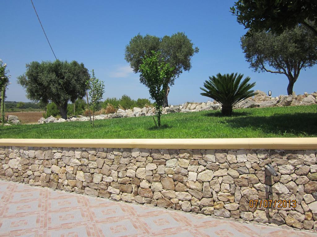 Agriturismo Tenuta Pozzello Torre dell'Orso Bagian luar foto