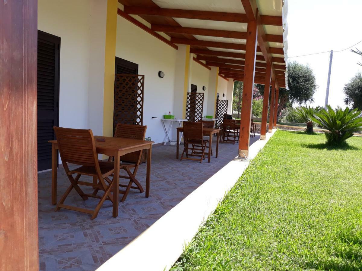 Agriturismo Tenuta Pozzello Torre dell'Orso Bagian luar foto